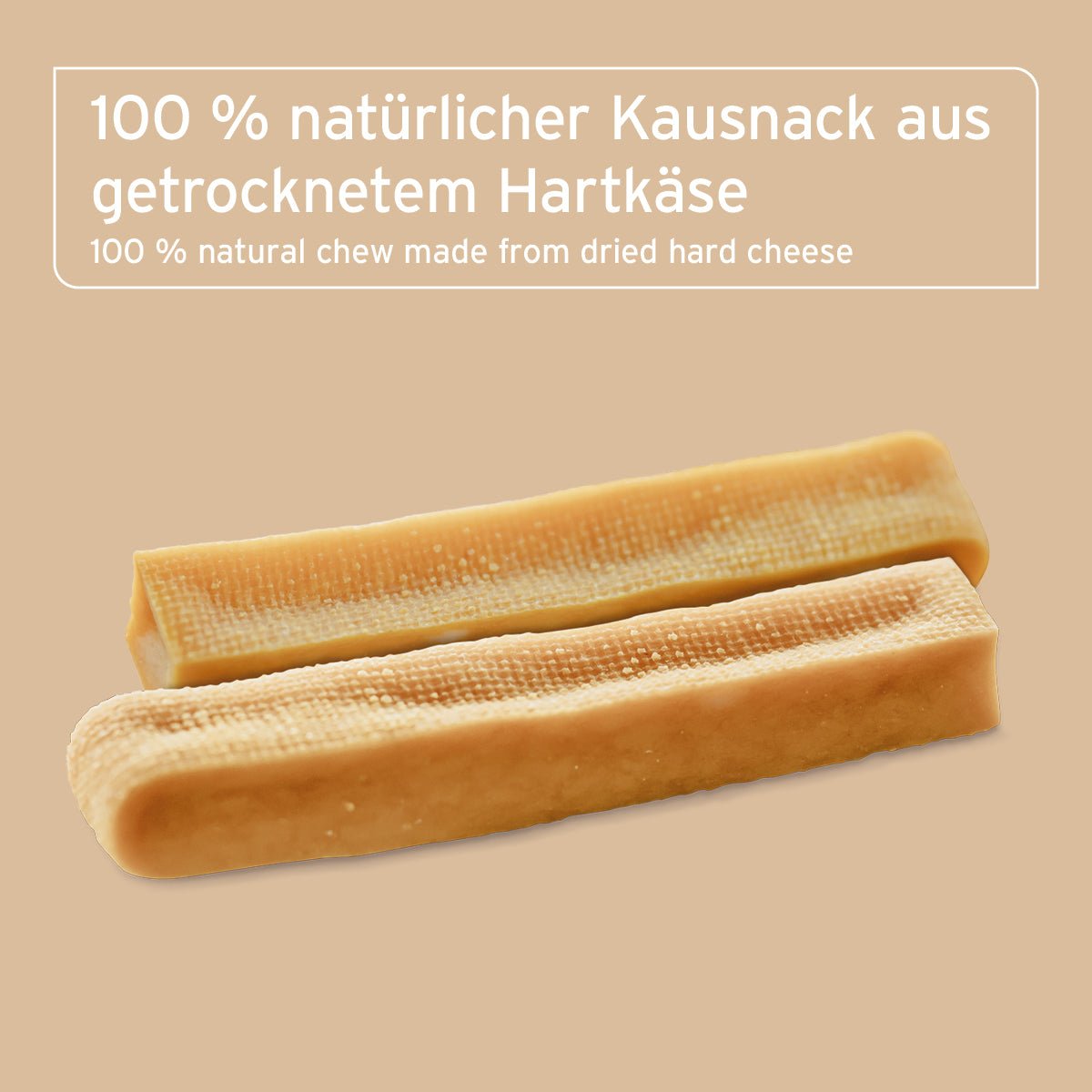 Käse Kauknochen aus getrocknetem Hartkäse als natürlicher Hundesnack für gesunde Zähne und langanhaltenden Kauspaß