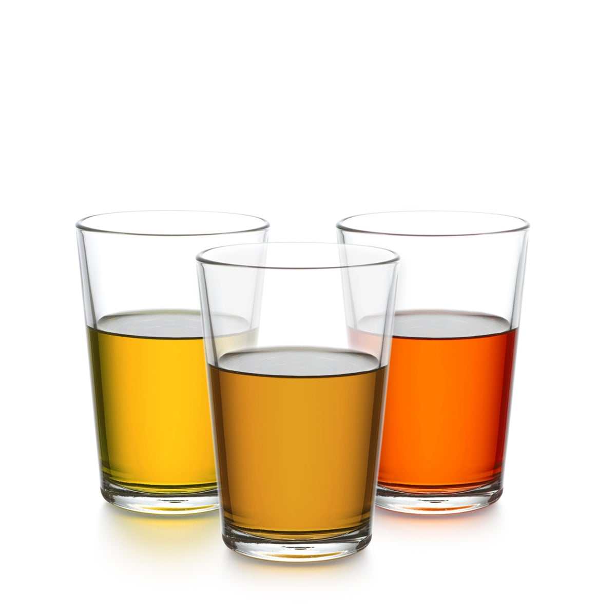 Drei Gläser mit verschiedenen Ölen: Lachsöl, Leinöl und Hanföl für Hunde, Katzen und Pferde. Ideal zum Barfen.